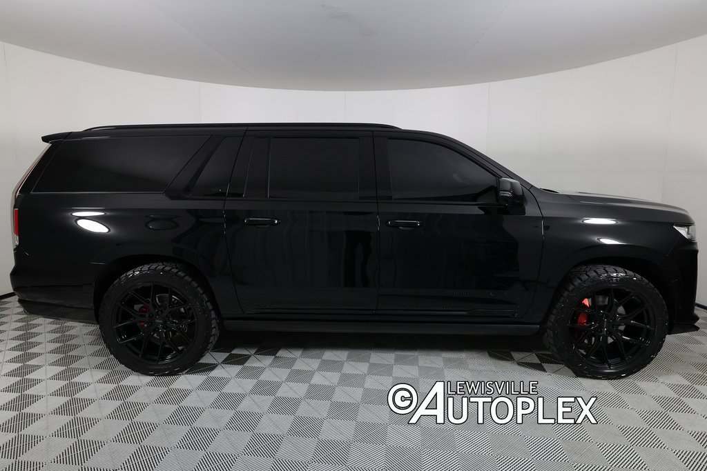 Used 2024 Cadillac Escalade ESV V w/ LPO, Floor Liner Package image 4