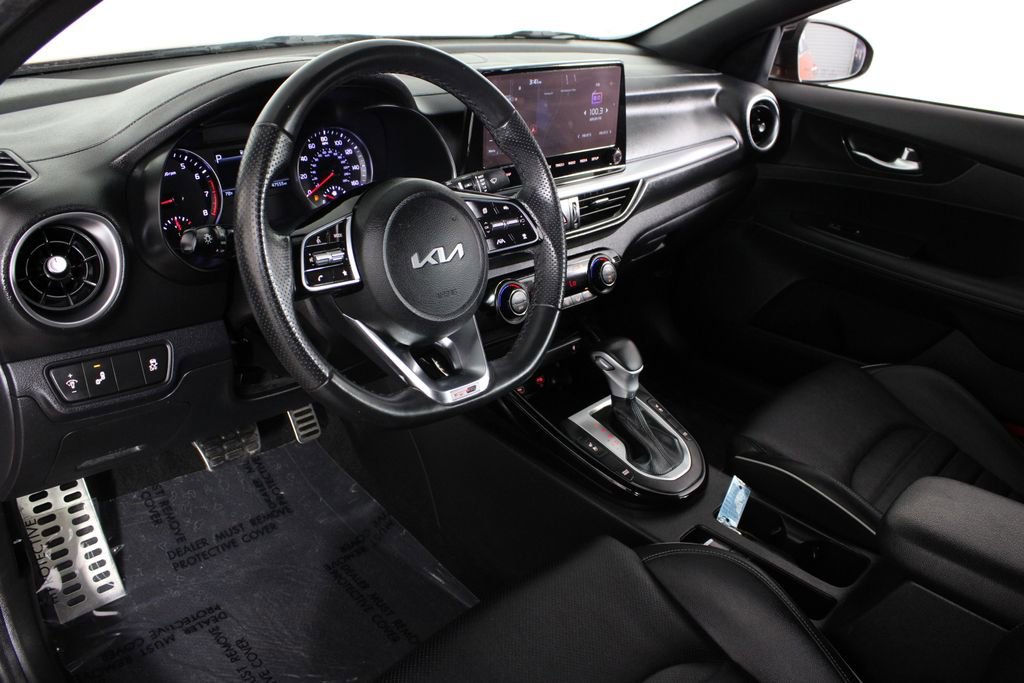 Used 2023 Kia Forte GT-Line w/ GT-Line Premium Package FWD image 18