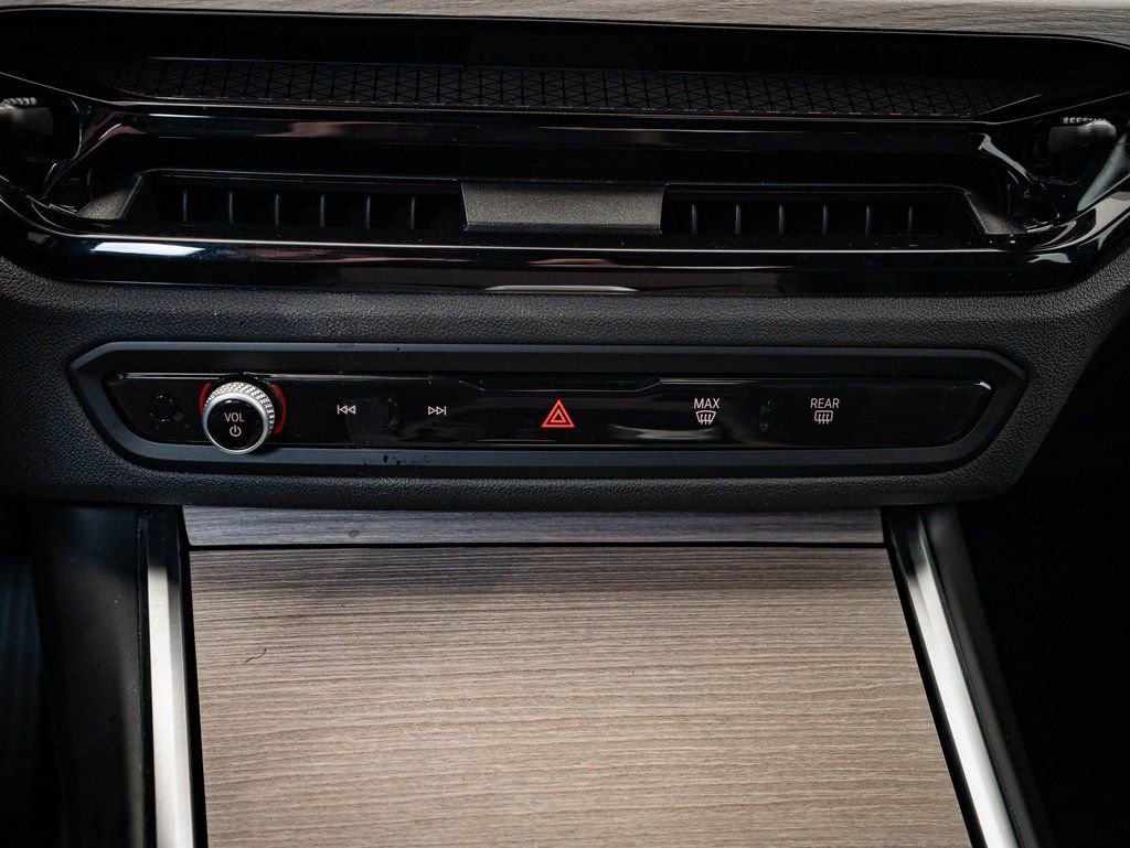 Certified 2025 BMW 330i xDrive Sedan image 35