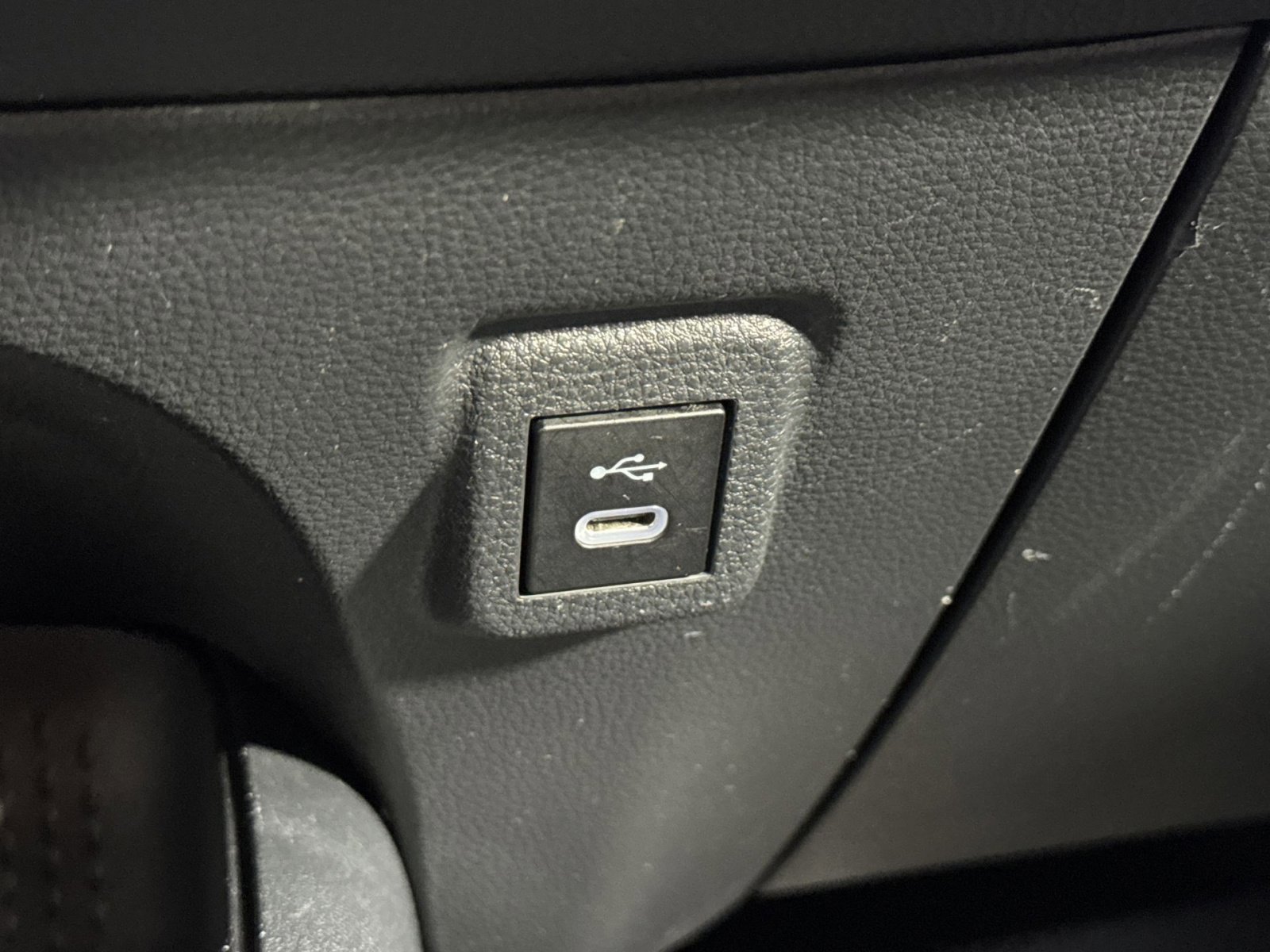 Used 2024 Toyota Corolla LE FWD image 42