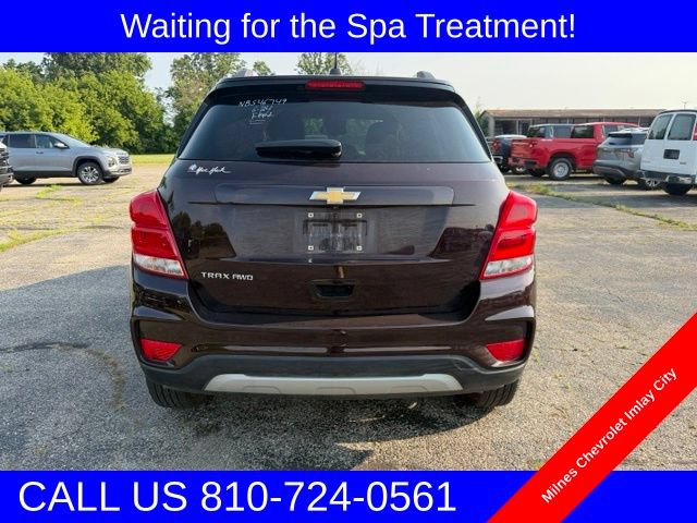 Certified 2022 Chevrolet Trax LT w/ LT Convenience Package AWD/4WD image 2