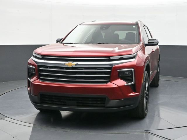 New 2026 Chevrolet Traverse LT w/ LPO, Floor Liner Package FWD image 2