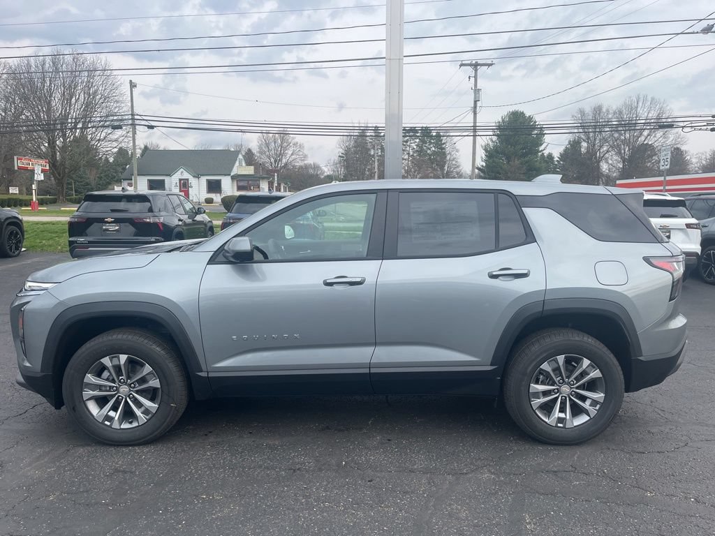 New 2026 Chevrolet Equinox LT w/ Convenience Package II FWD image 2