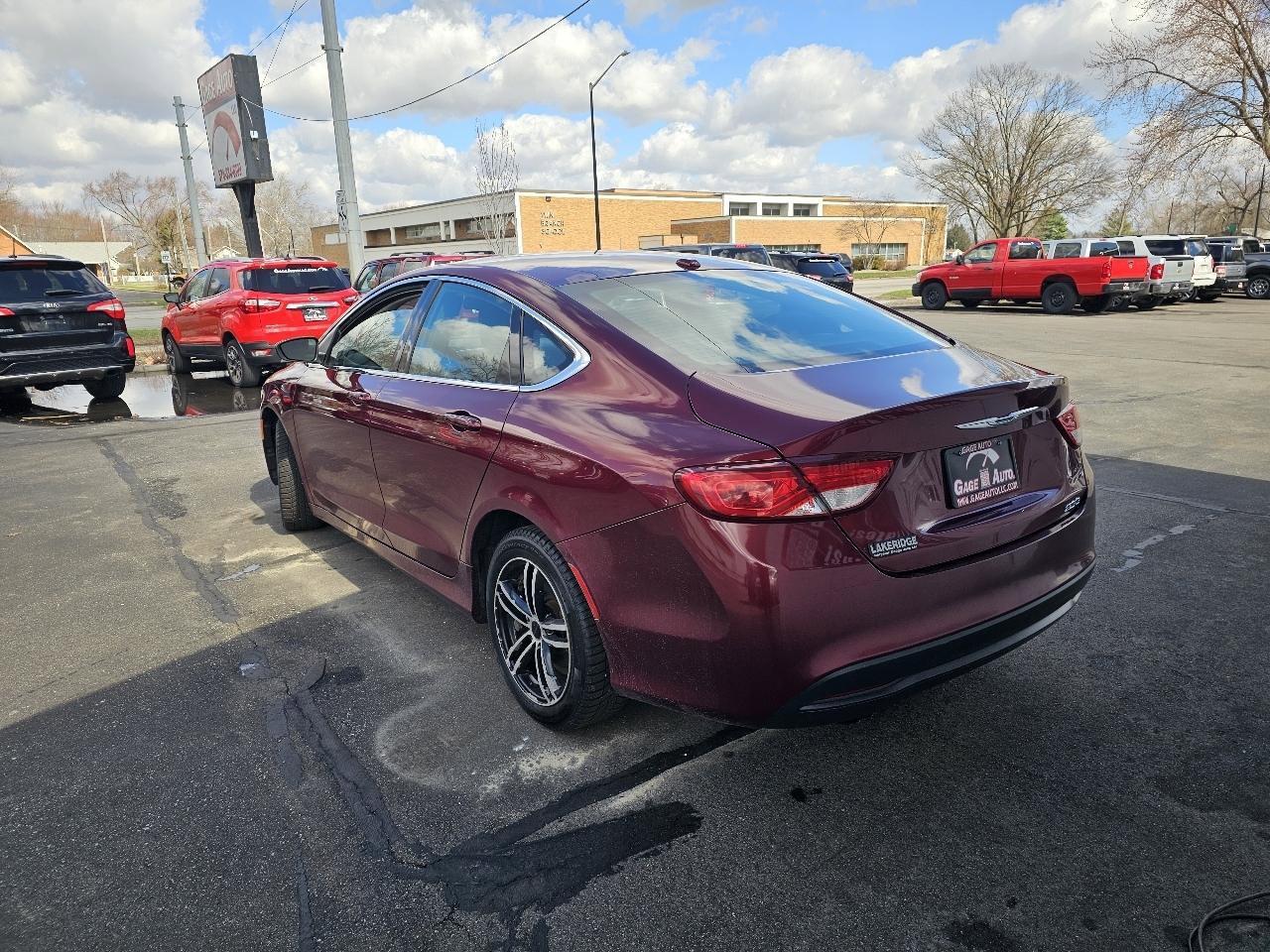 Used 2016 Chrysler 200 LX image 7