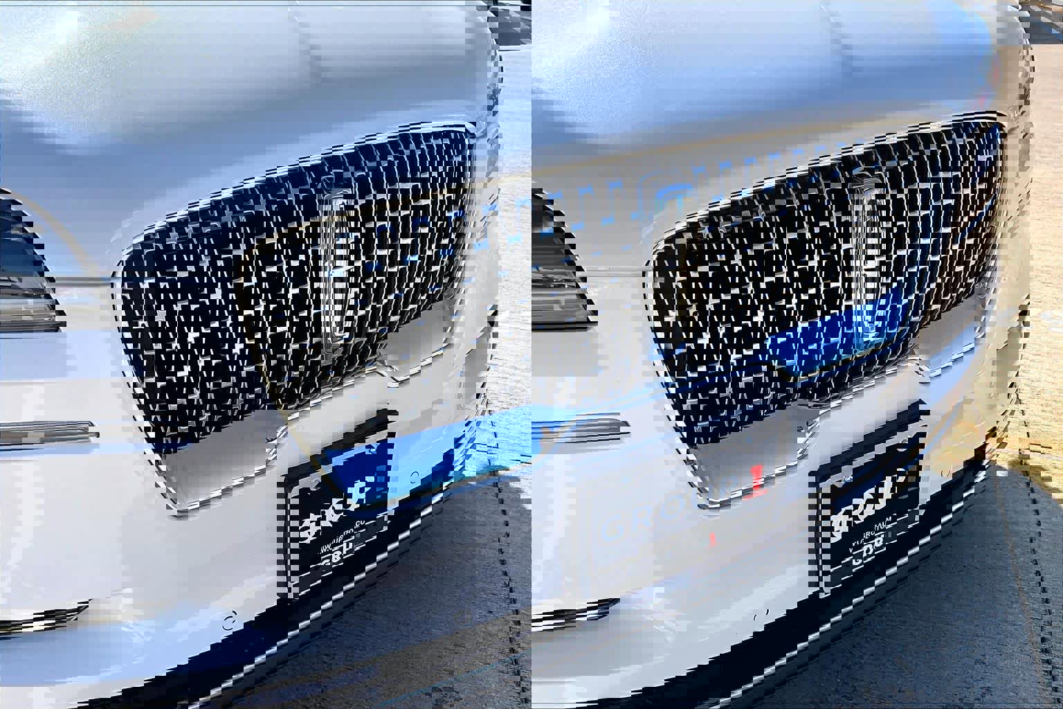 Used 2022 Lincoln Aviator Reserve w/ Elements Package Plus image 30