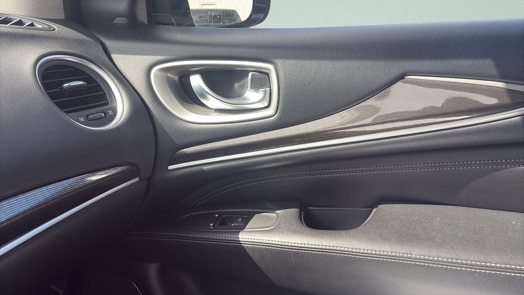 Used 2019 INFINITI QX60 Pure AWD/4WD image 13