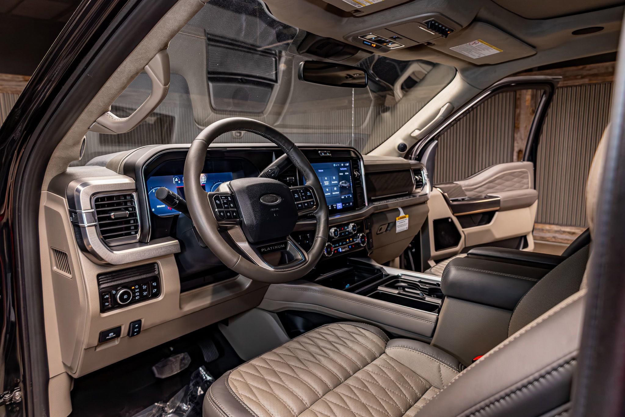 Used 2026 Ford F350 Platinum w/ Platinum Plus Package image 13