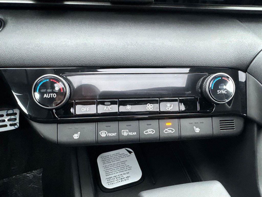 New 2026 Hyundai Elantra SEL Sport FWD image 16