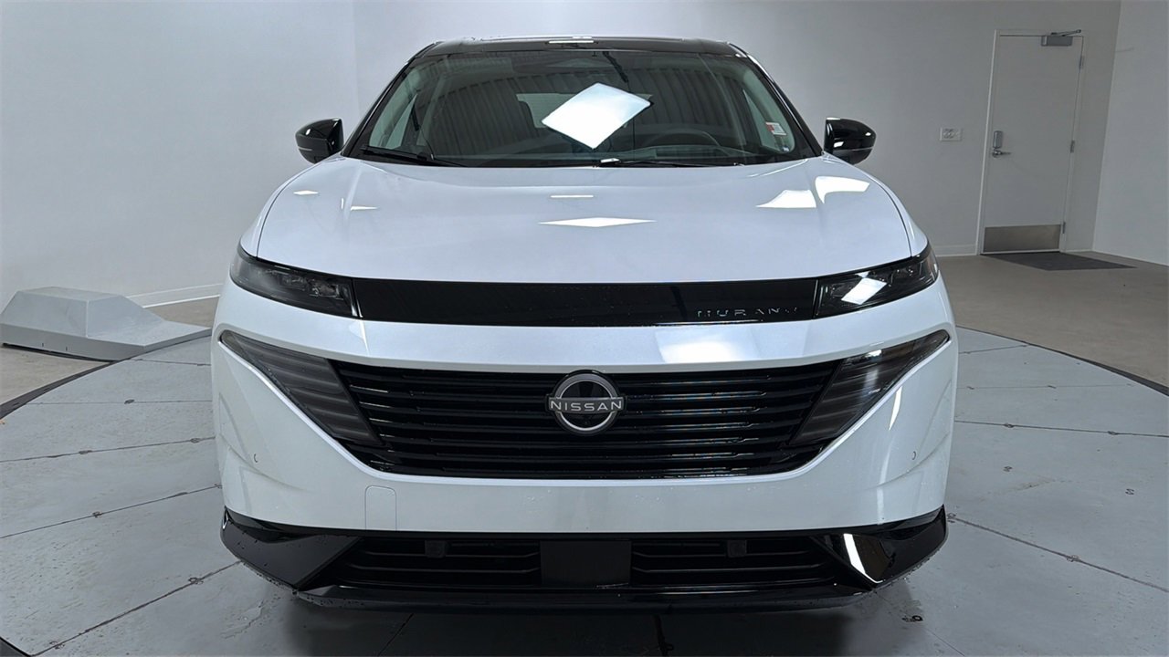 Used 2025 Nissan Murano Platinum w/ Cargo Package image 2