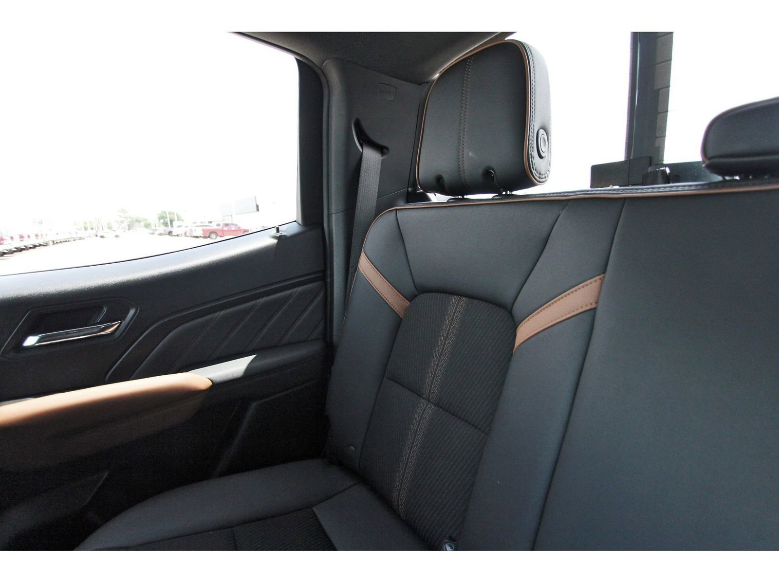 Used 2026 GMC Canyon AT4 w/ Nightfall Essentials Package AWD/4WD image 14