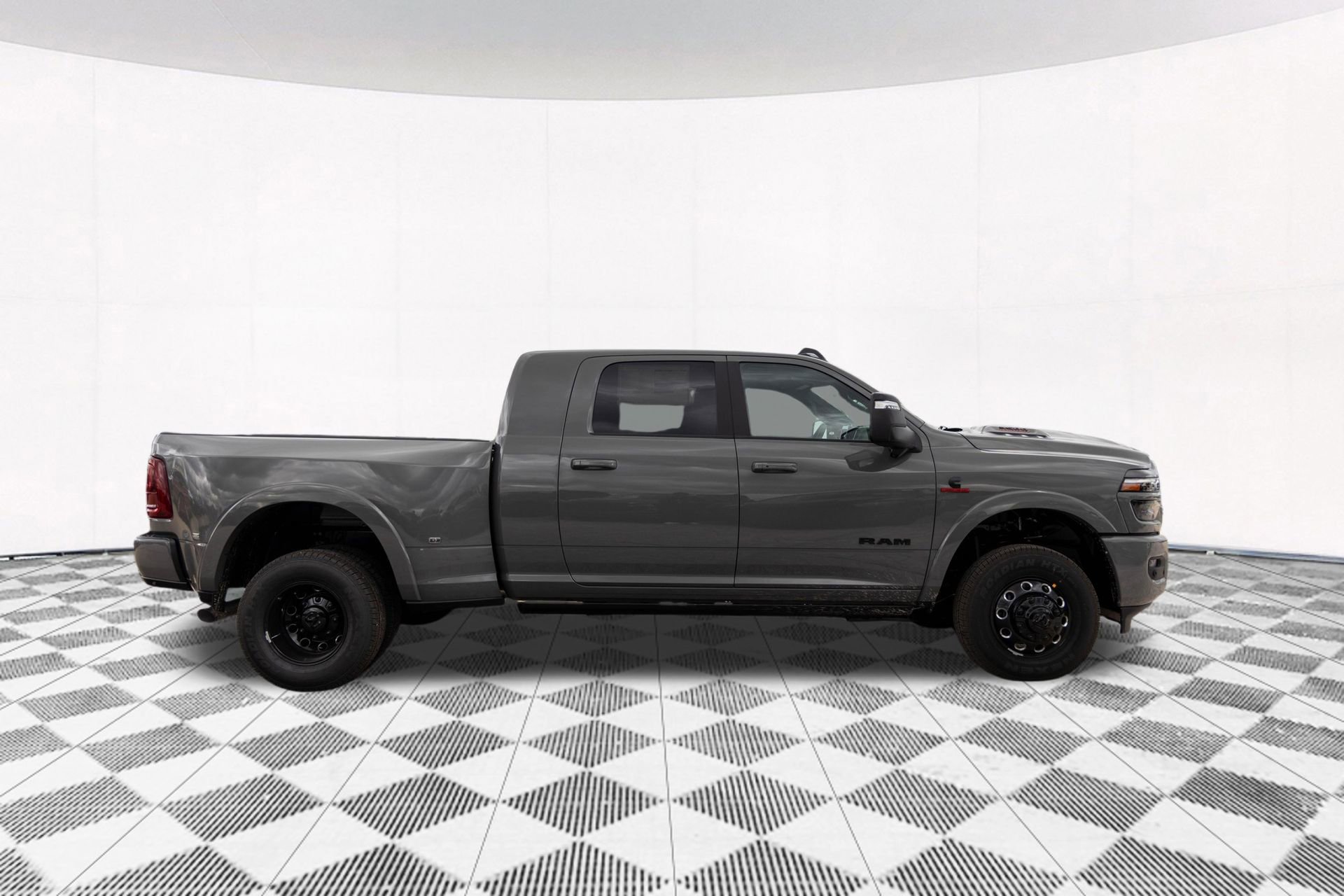 New 2026 RAM 3500 Limited AWD/4WD image 11