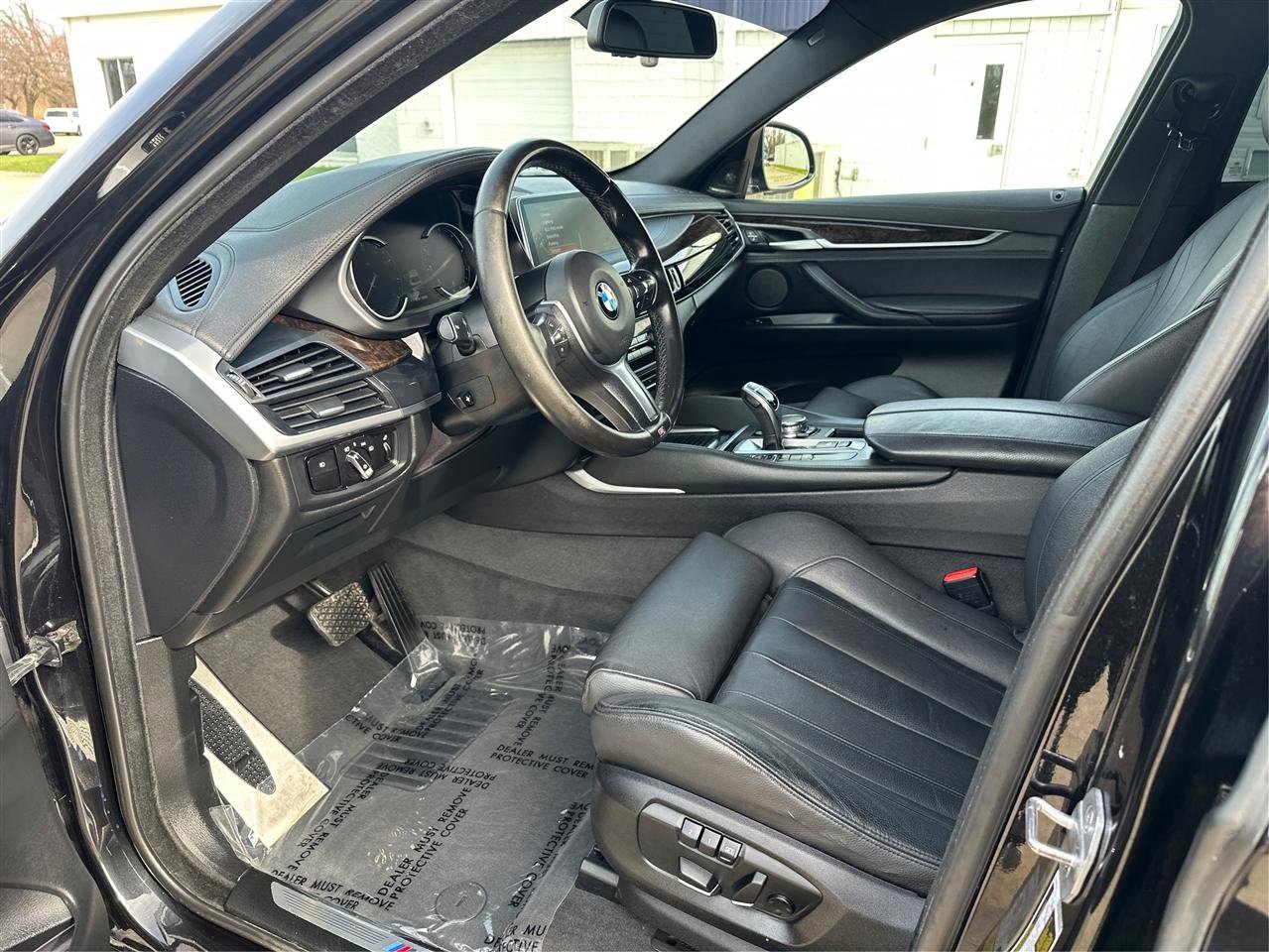 Used 2016 BMW X6 M50i AWD/4WD image 9