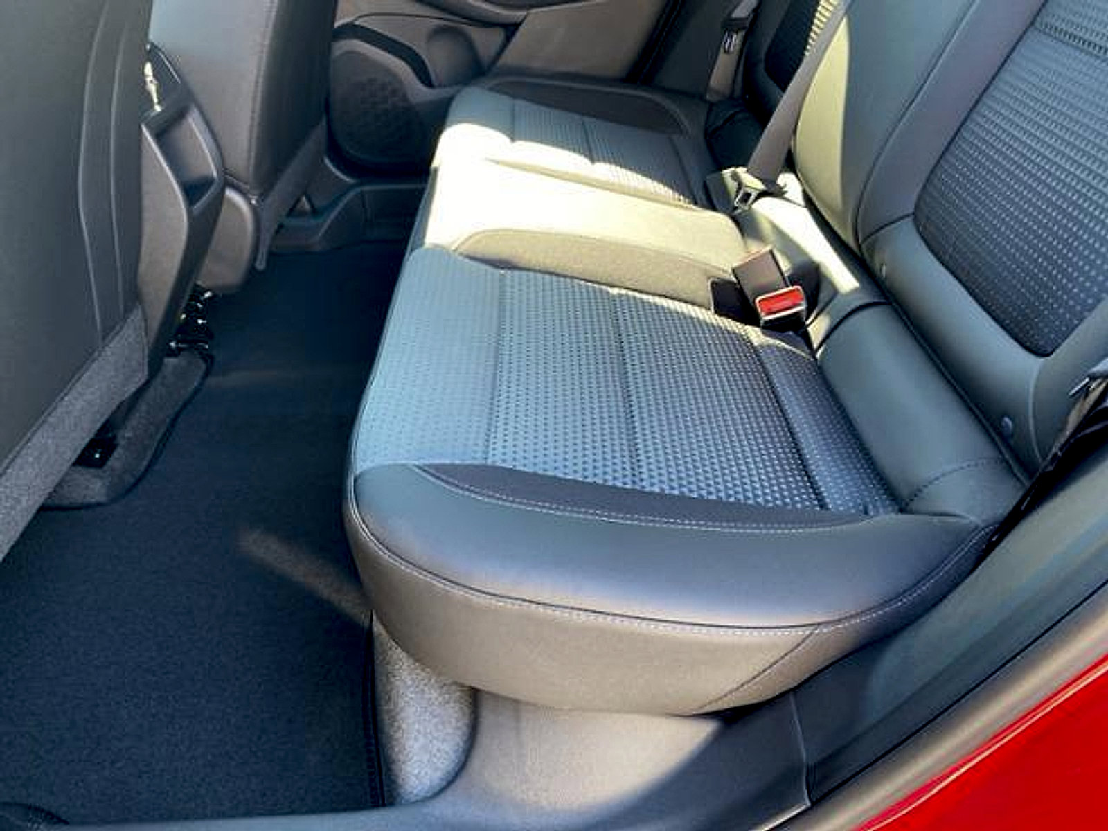 New 2026 Chevrolet Trax LT w/ Sunroof Package image 19