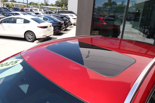 Used 2025 MAZDA CX-30 AWD 2.5 S w/ Preferred Package image 11
