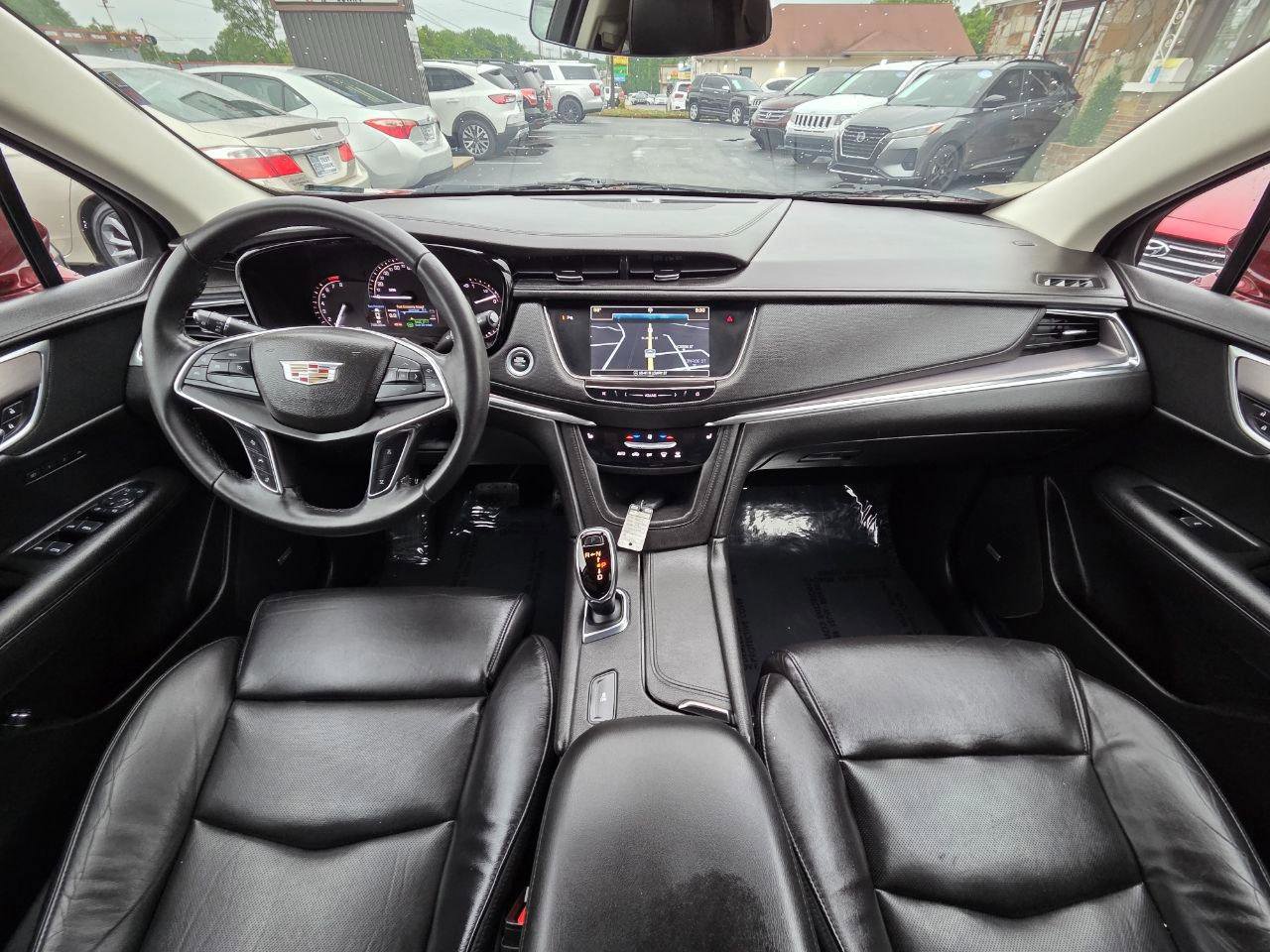 Used 2017 Cadillac XT5 Luxury w/ Driver Awareness Package FWD image 19