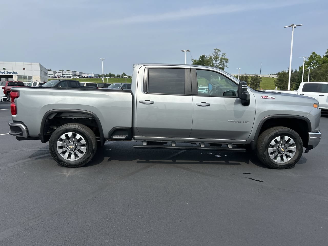 Used 2025 Chevrolet Silverado 2500 LT w/ All Star Edition AWD/4WD image 8