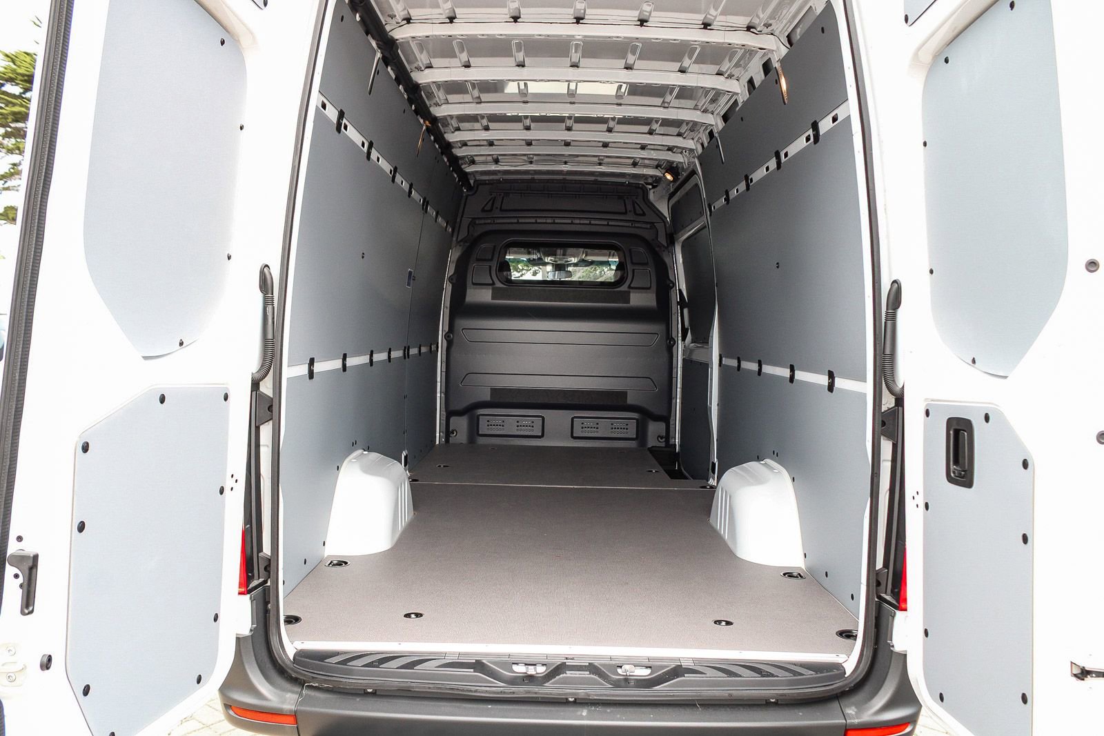 New 2024 Mercedes-Benz Sprinter 2500 image 25