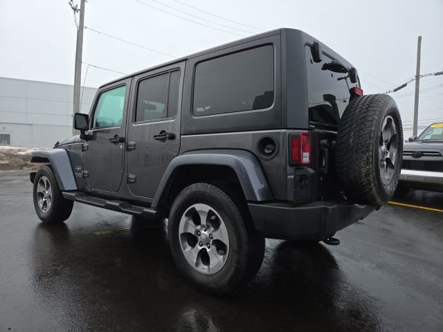 Used 2016 Jeep Wrangler Unlimited Sahara w/ Dual Top Group image 5