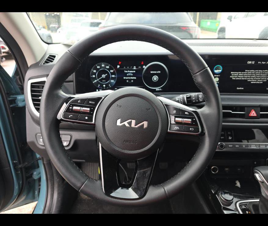 Used 2026 Kia Seltos EX w/ EX Sunroof Package FWD image 4