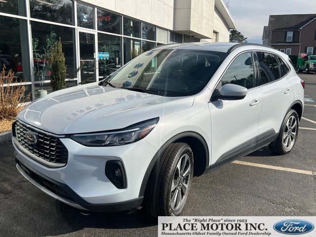 Used 2025 Ford Escape Platinum AWD/4WD video 1