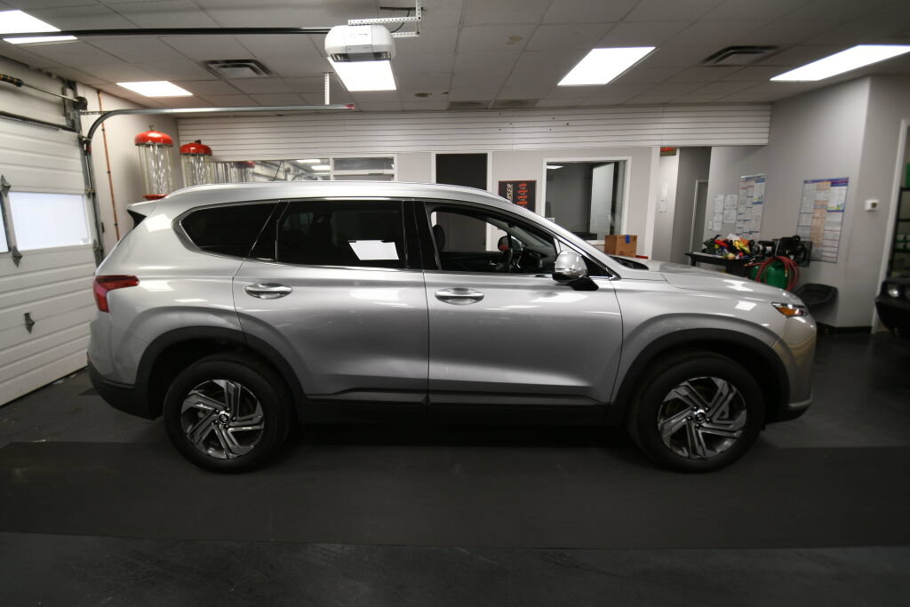 Used 2023 Hyundai Santa Fe SEL AWD/4WD image 9