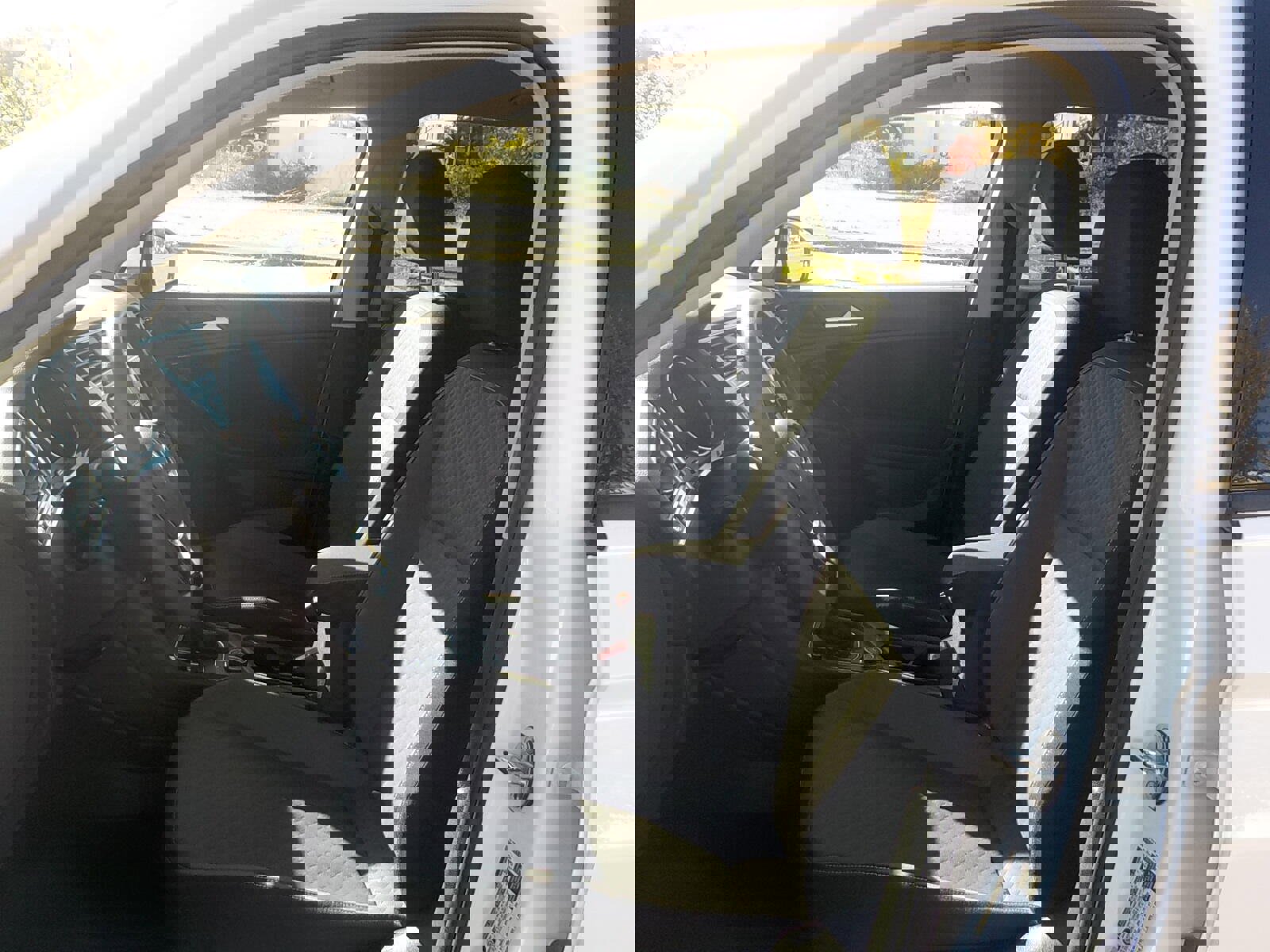 Used 2021 Volkswagen Tiguan S image 17