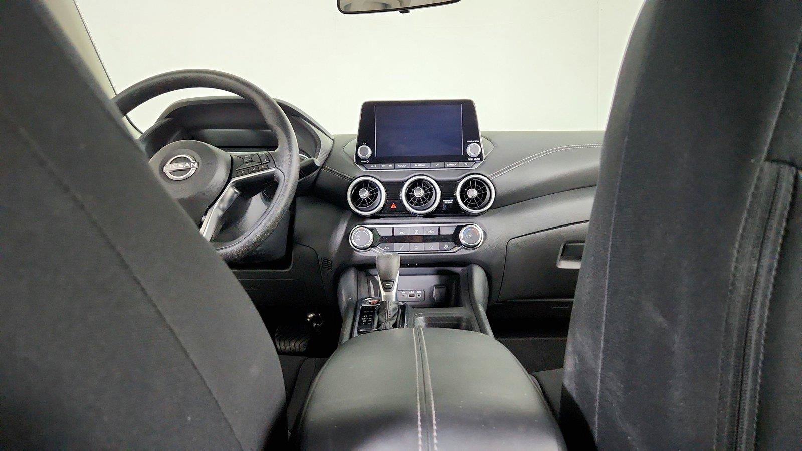 Used 2025 Nissan Sentra SV FWD image 20
