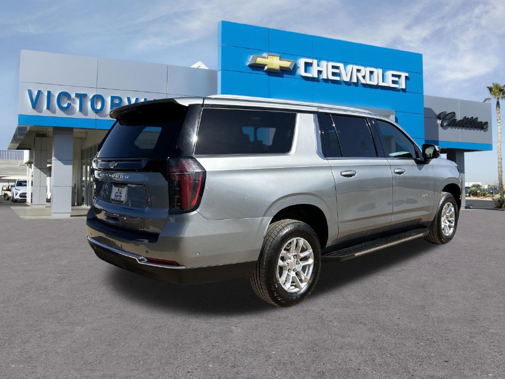Certified 2025 Chevrolet Suburban LT AWD/4WD image 6