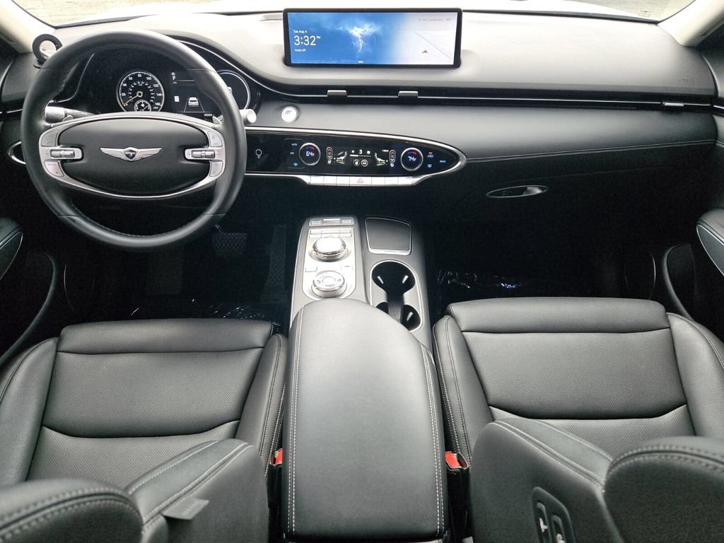 Used 2024 Genesis GV70 2.5T w/ Select Package AWD/4WD image 12