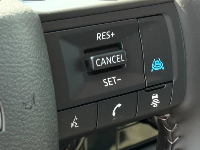 New 2026 Nissan Pathfinder SV AWD/4WD image 15