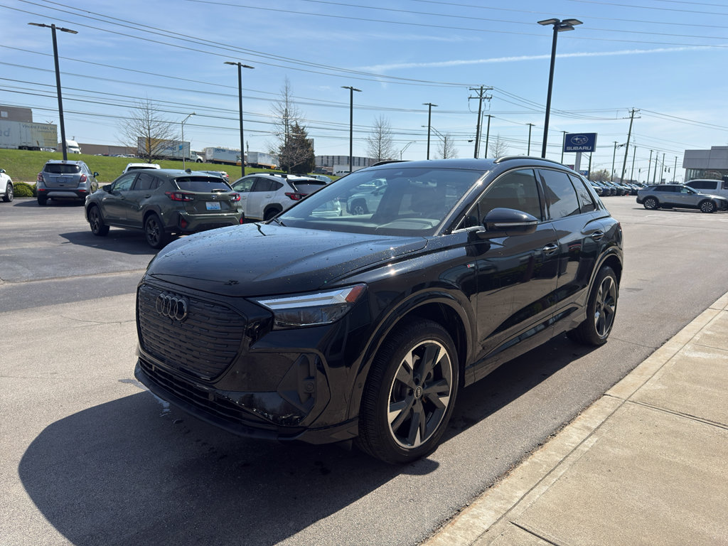 Used 2023 Audi Q4 e-tron Premium Plus image 7