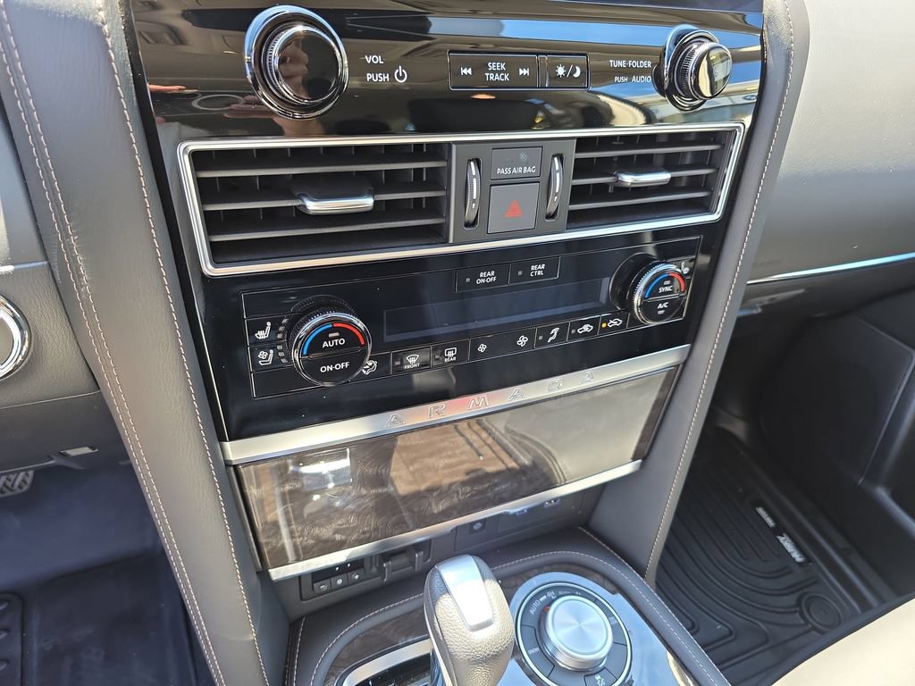 Used 2023 Nissan Armada Platinum w/ Captain's Chairs Package AWD/4WD image 28