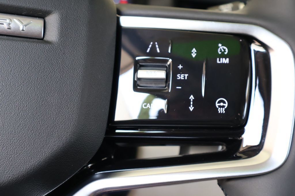 Used 2025 Land Rover Discovery Sport S AWD/4WD image 22