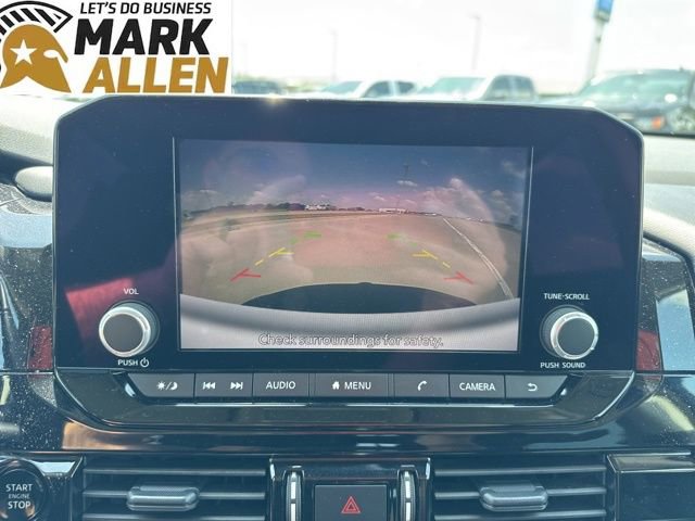 Used 2025 Nissan Pathfinder SV AWD/4WD image 10
