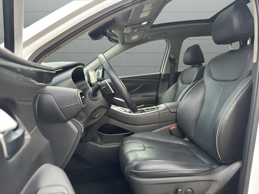 Used 2022 Hyundai Santa Fe SEL w/ Convenience + Premium Package FWD image 12