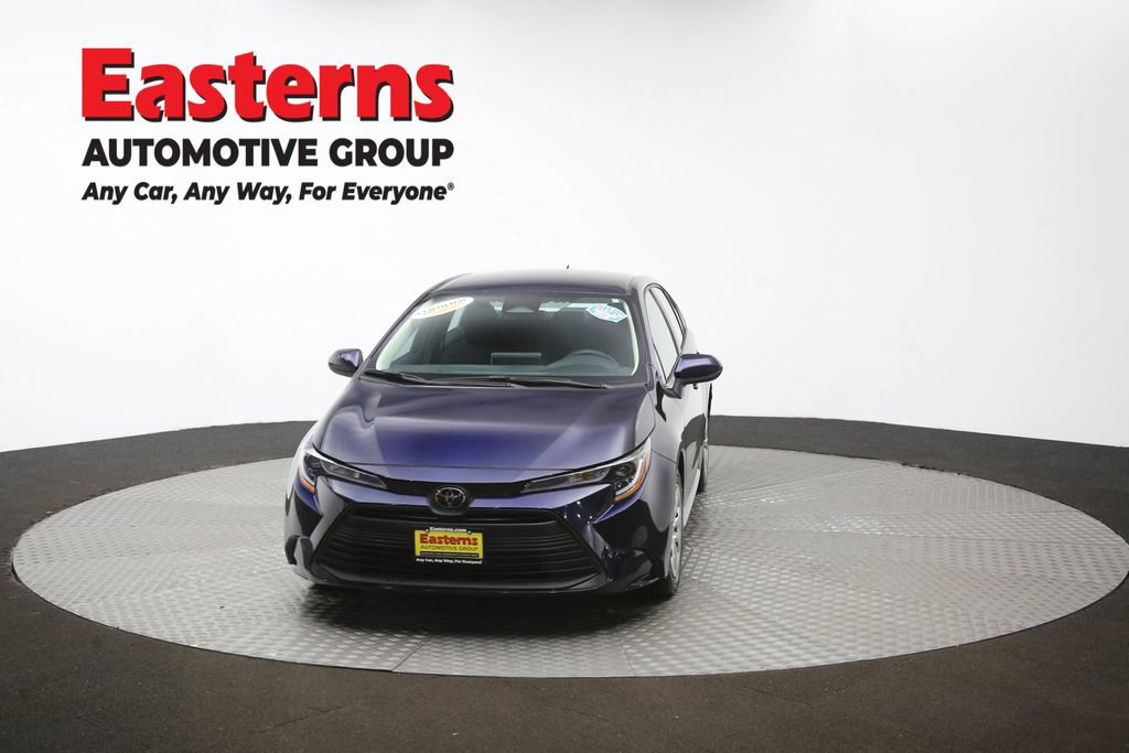 Used 2025 Toyota Corolla LE image 52