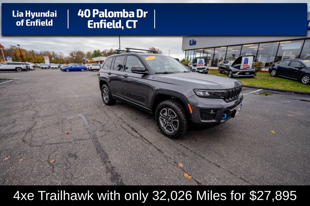 Used 2022 Jeep Grand Cherokee Trailhawk image 1
