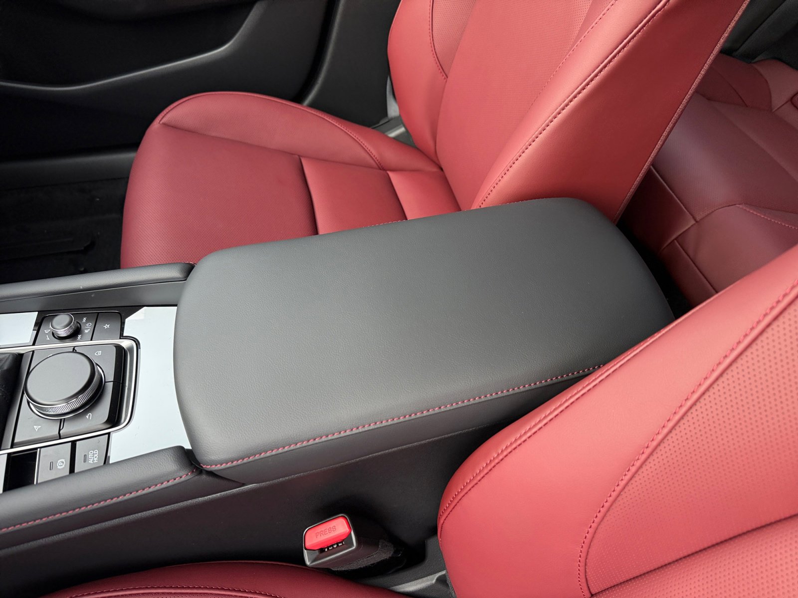 New 2026 MAZDA MAZDA3 Carbon image 14