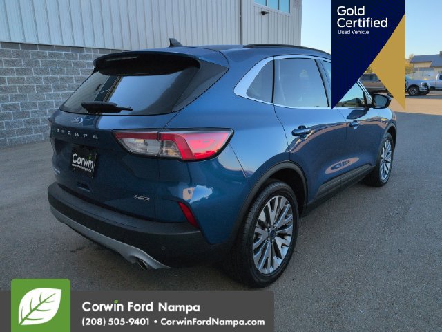 Used 2022 Ford Escape Titanium AWD/4WD image 3