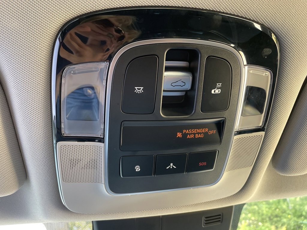 Used 2020 Hyundai Sonata Limited image 26