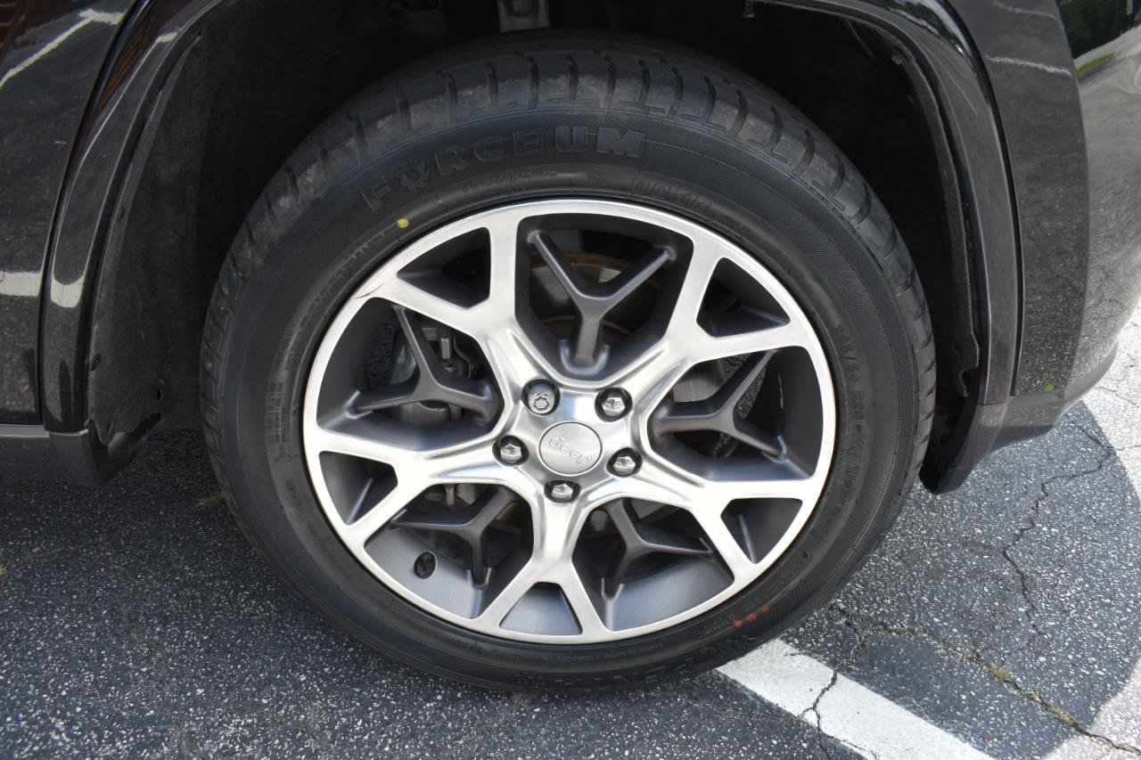 Used 2018 Jeep Grand Cherokee Limited AWD/4WD image 34