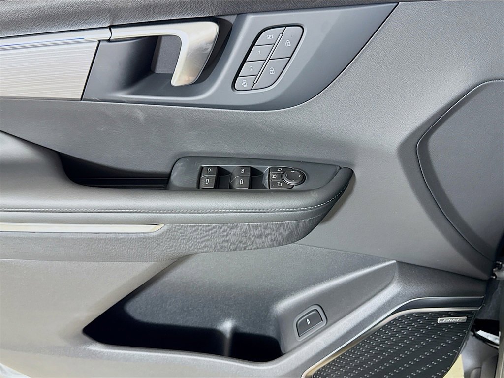 New 2026 Buick Enclave Preferred w/ Power Package image 16