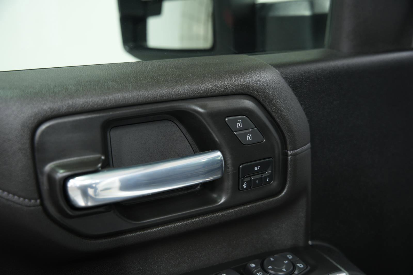 Used 2022 GMC Sierra 2500 Denali w/ Denali Ultimate Package image 23