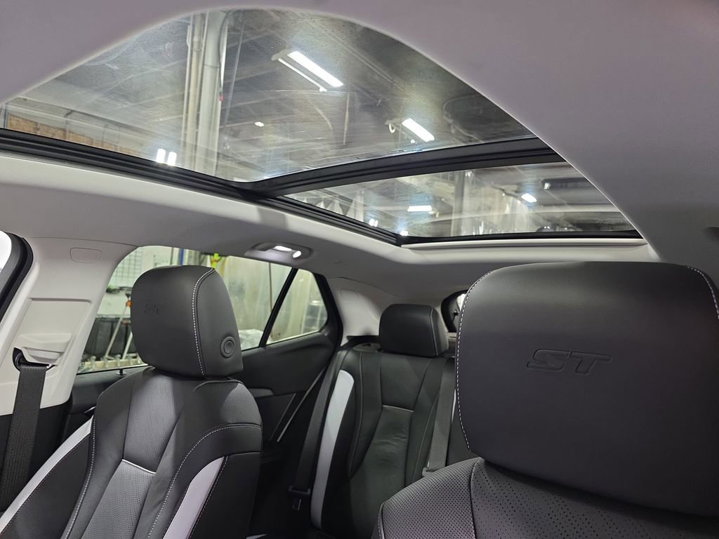 New 2026 Buick Envision Sport Touring image 34