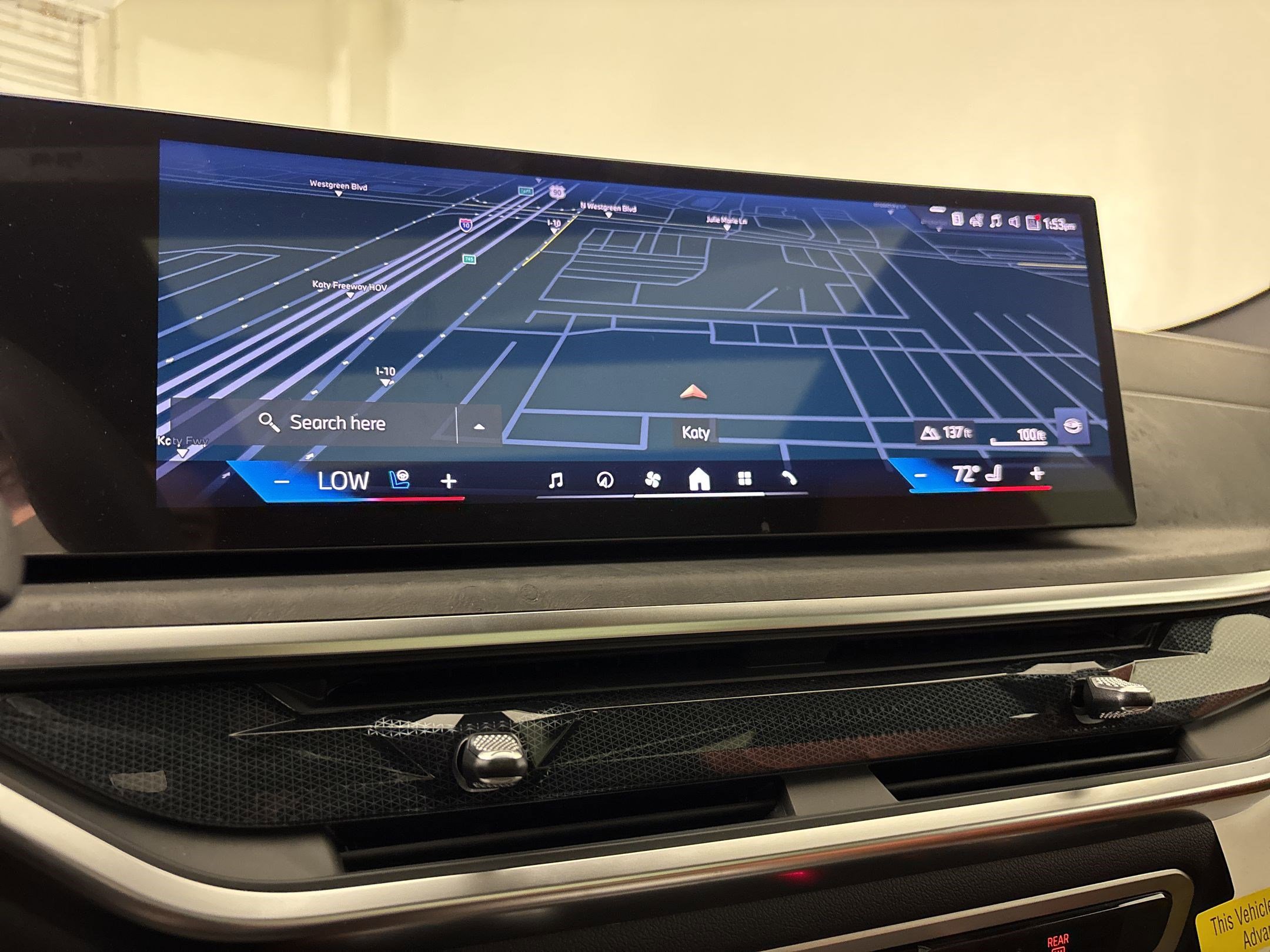 New 2026 BMW X6 xDrive40i AWD/4WD image 25