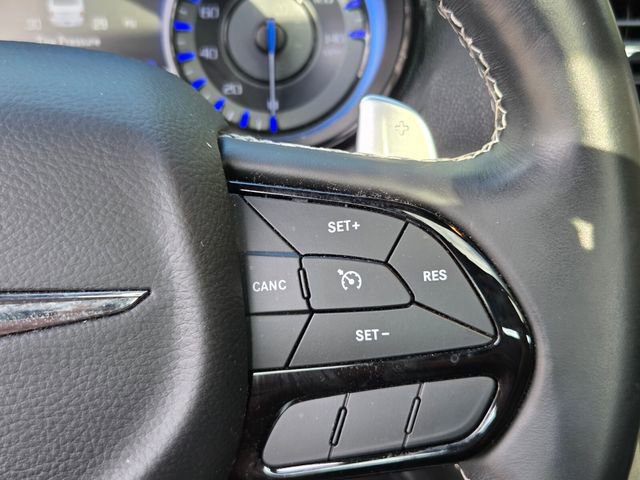 Used 2018 Chrysler 300 S w/ 300S Premium Group image 27
