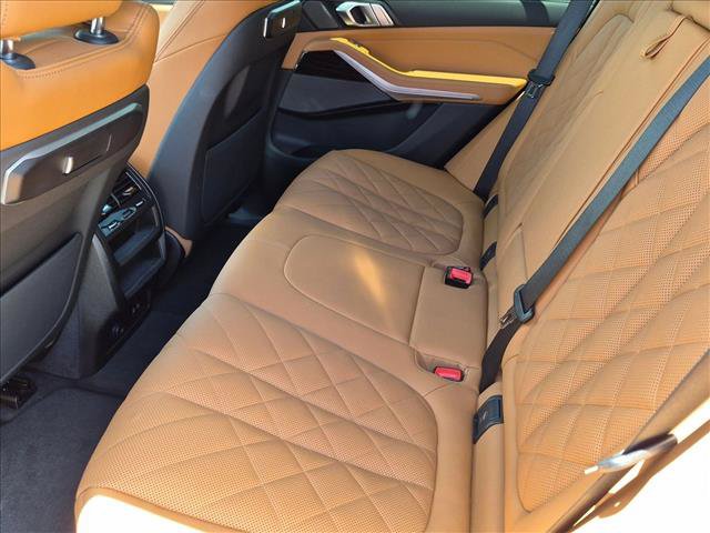 Used 2024 BMW X5 xDrive40i w/ Executive Package AWD/4WD image 17