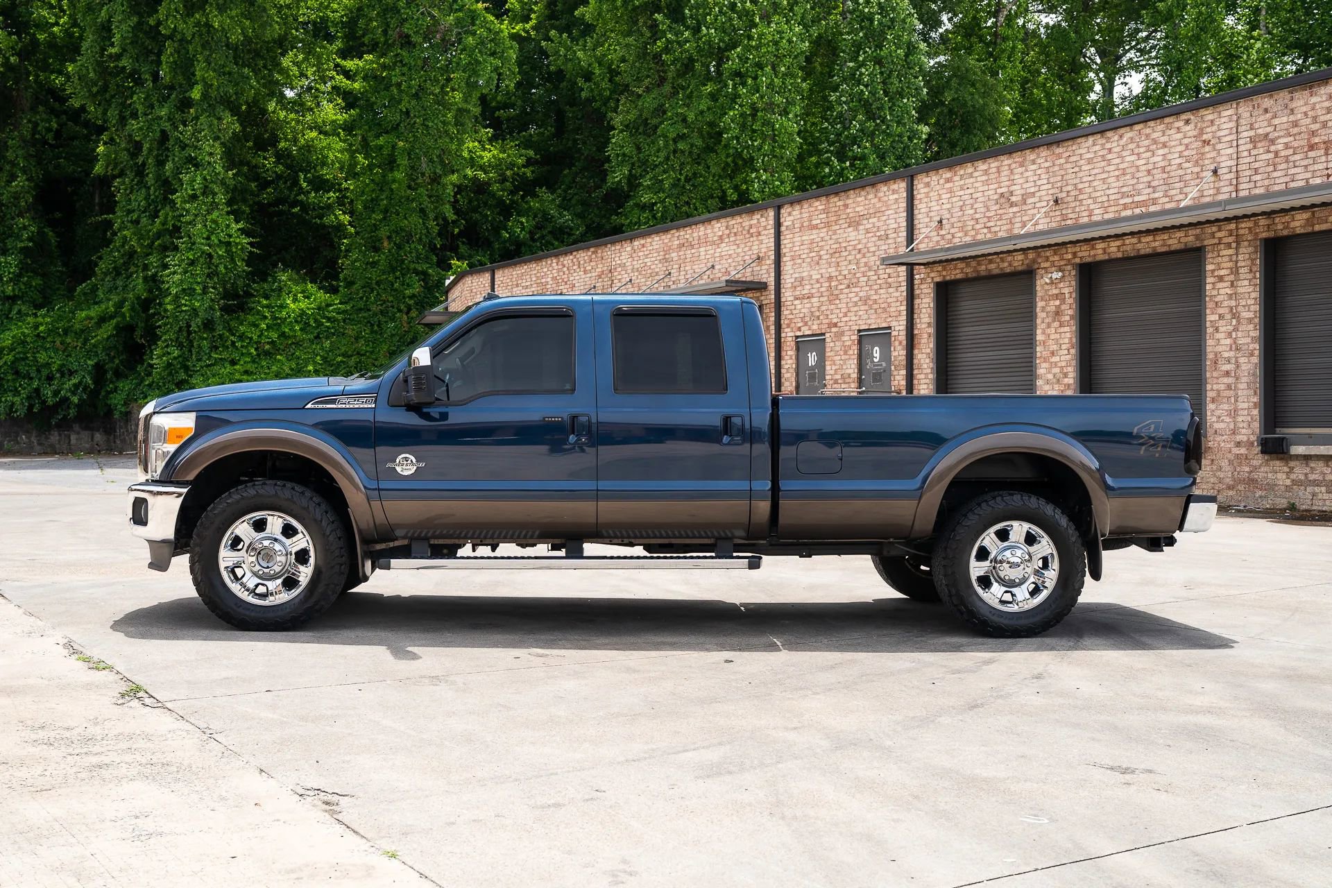 Used 2016 Ford F250 Lariat w/ Chrome Package AWD/4WD image 4