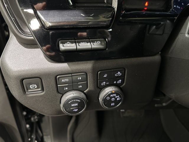 Certified 2025 Chevrolet Silverado 2500 ZR2 w/ Technology Package AWD/4WD image 17