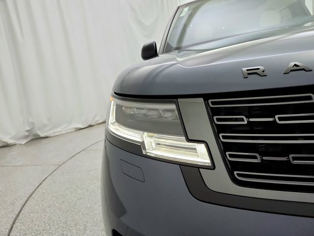 New 2026 Land Rover Range Rover Long Wheelbase SE AWD/4WD image 30